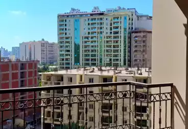 شقق للبيع - 3 غرف - بالدور 12