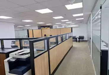 مقر إداري للإيجار - 3 غرف - بالدور 2