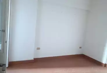 Apartments For sale - 3 rooms - floor 7