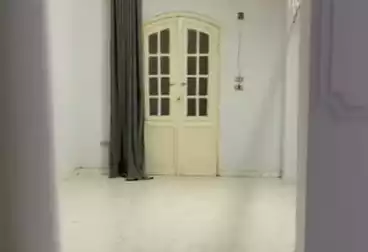 Apartments For sale - 3 rooms - floor 1