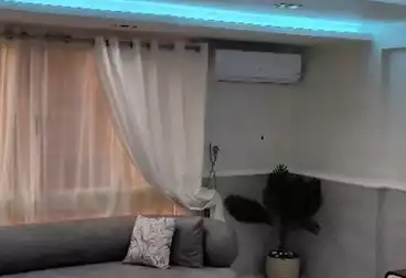 Furnished Apartment For sale - 4 rooms - floor 7