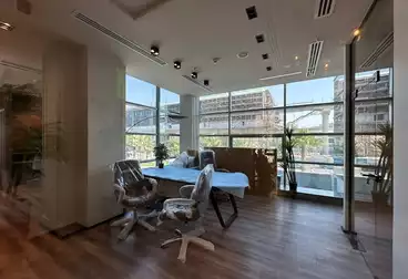 مبنى إداري للإيجار
