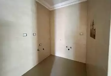 Apartments For sale - 3 rooms - floor 4