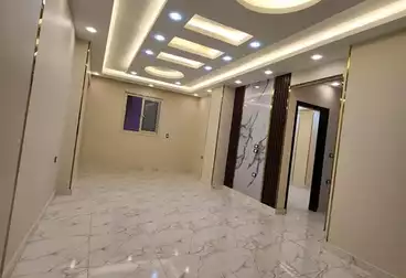 شقق للبيع - 3 غرف - بالدور 1