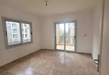 Apartments For sale - 2 rooms - floor 4