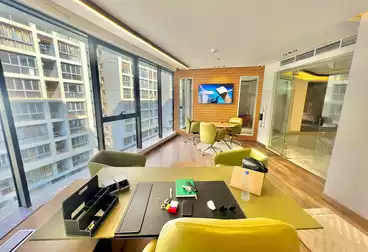 Administrative For rent - 4 rooms - floor 5