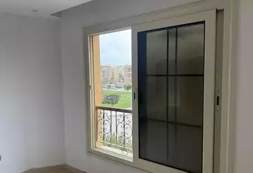 Apartments For sale - 3 rooms - floor 2