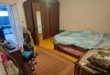 Apartments For sale - 3 rooms - floor 8