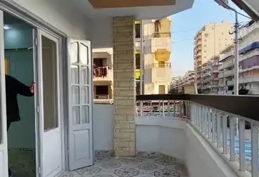 Apartments For sale - 2 rooms - floor 1