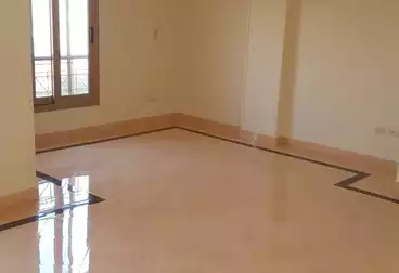 Apartments For sale - 3 rooms - floor 1