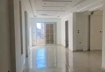Apartments For sale - 3 rooms - floor 8