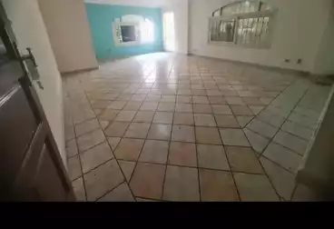Administrative For rent - 3 rooms - floor 0