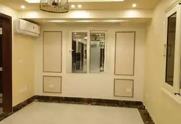 Apartments For sale - 2 rooms - floor 2