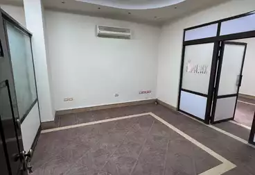 Administrative For rent - 3 rooms - floor 2