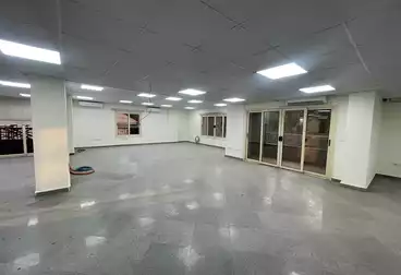 Offices For rent - 12 rooms - floor 1