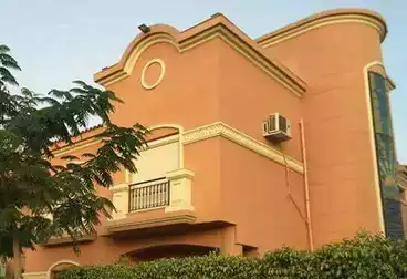 Villas For sale - 5 rooms