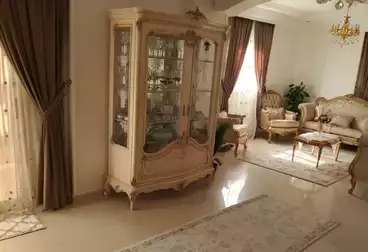Furnished Apartment For sale - 3 rooms - floor 3