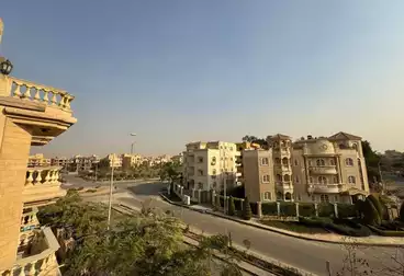 Apartments For sale - 3 rooms - floor 2