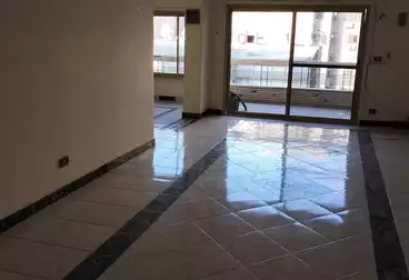 undefined undefined - 2 rooms - floor 5