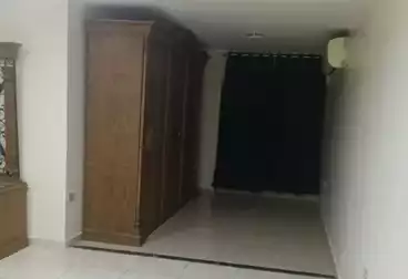 Apartments For sale - 3 rooms - floor 1