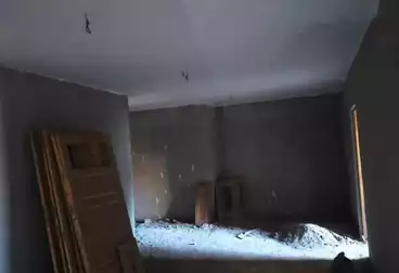 Apartments For sale - 4 rooms - floor 1