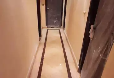 Apartments For sale - 4 rooms - floor 1