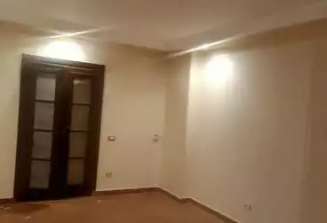 Apartments For sale - 4 rooms - floor 1