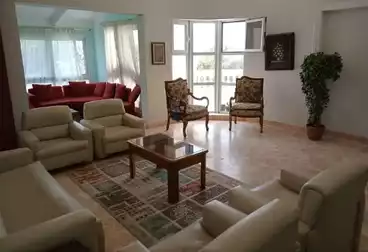 فلل للإيجار - 6 غرف