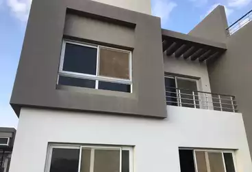 Town House For sale - 4 rooms