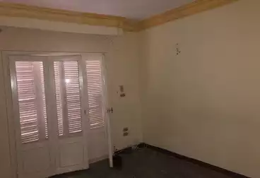 Apartments For sale - 2 rooms - floor 5