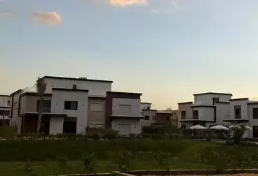 Villas For sale - 5 rooms