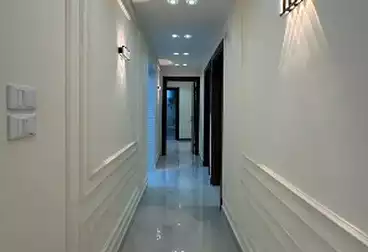 Apartments For sale - 3 rooms - floor 6