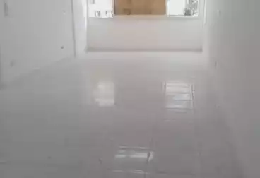 Apartments For sale - 4 rooms - floor 1