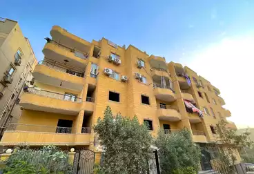 Apartments For sale - 4 rooms - floor 3