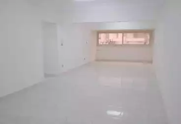 Apartments For sale - 4 rooms - floor 1