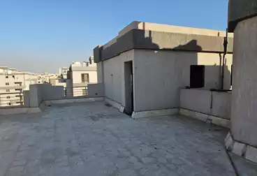 Penthouse For sale - 3 rooms - floor 3