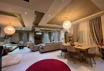 Apartments For sale - 3 rooms - floor 1