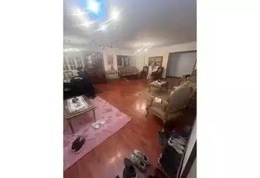 Apartments For sale - 3 rooms - floor 1
