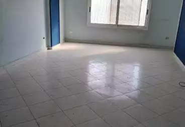 Apartments For rent - 3 rooms - floor 7