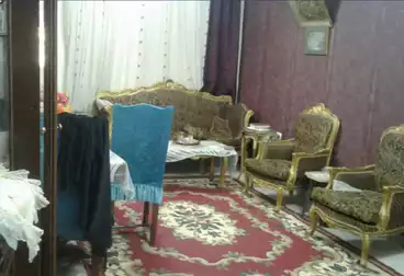 شقق للبيع - 3 غرف - بالدور 1