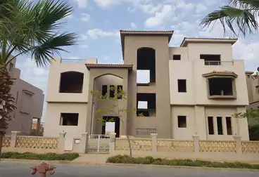 Separate Villa For sale - 6 rooms