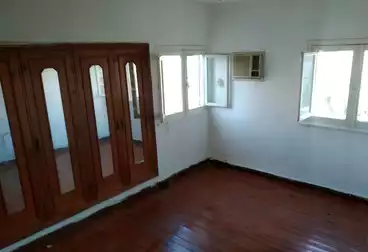 Apartments For sale - 2 rooms - floor 4