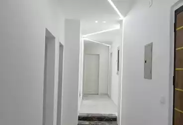 Apartments For sale - 3 rooms - floor 2