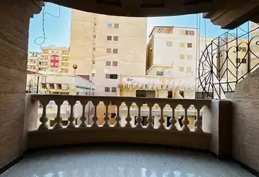 Apartments For sale - 3 rooms - floor 5