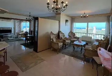 Furnished Apartment For sale - 2 rooms - floor 9