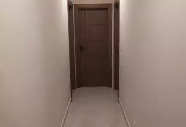 Apartments For sale - 3 rooms - floor 1