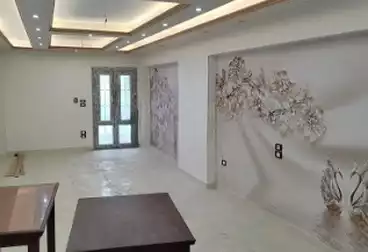 Apartments For sale - 2 rooms - floor 8