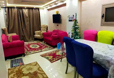 شقق للبيع - 3 غرف - بالدور 8