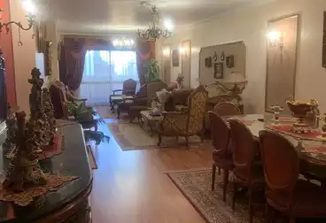 Apartments For sale - 2 rooms - floor 9