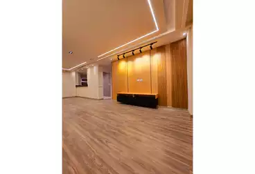 عقارات للبيع - 3 غرف - بالدور 5